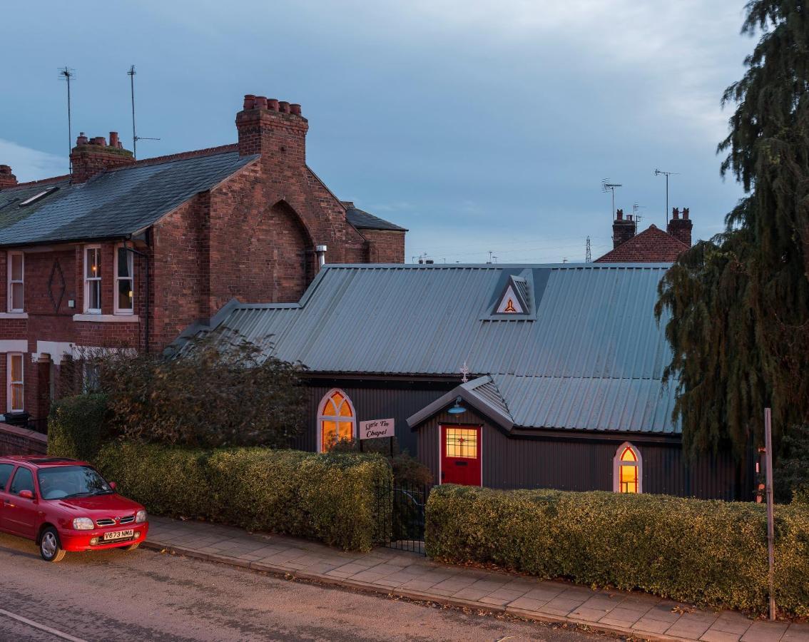 Chester'S Only Tin Chapel - Unique, Spacious 2 Bedrooms, Garden And Free Parking Exterior photo